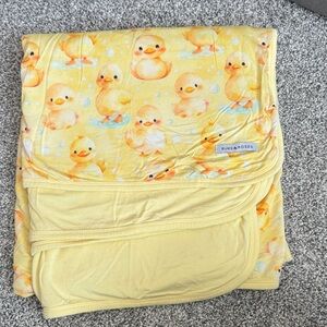 Bums & Roses Yellow Duck Print Bum Bum Blanket